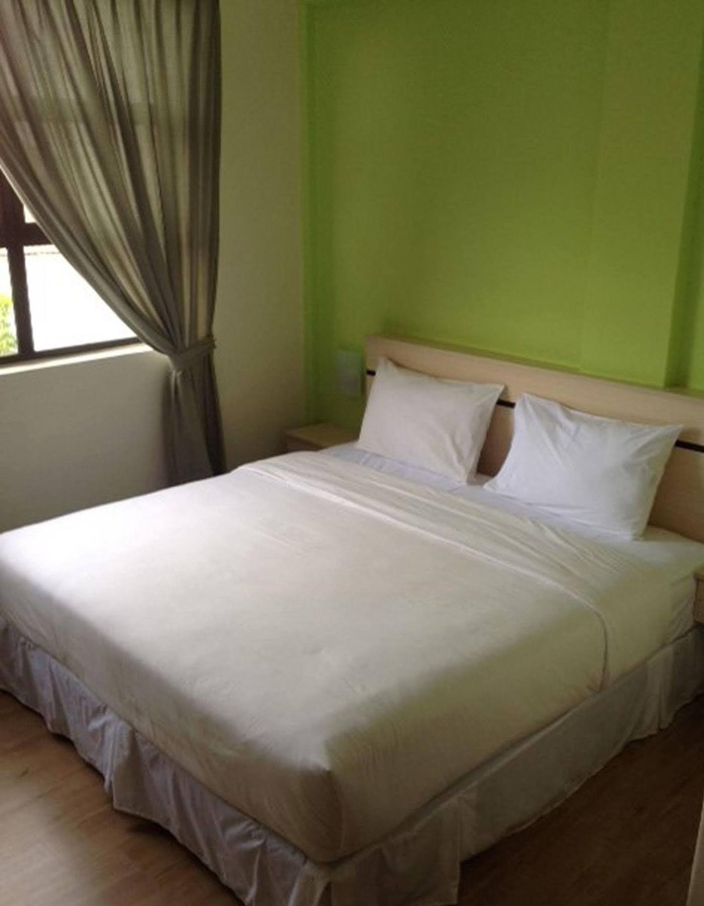 Merlin Hotel Penang George Town Ngoại thất bức ảnh