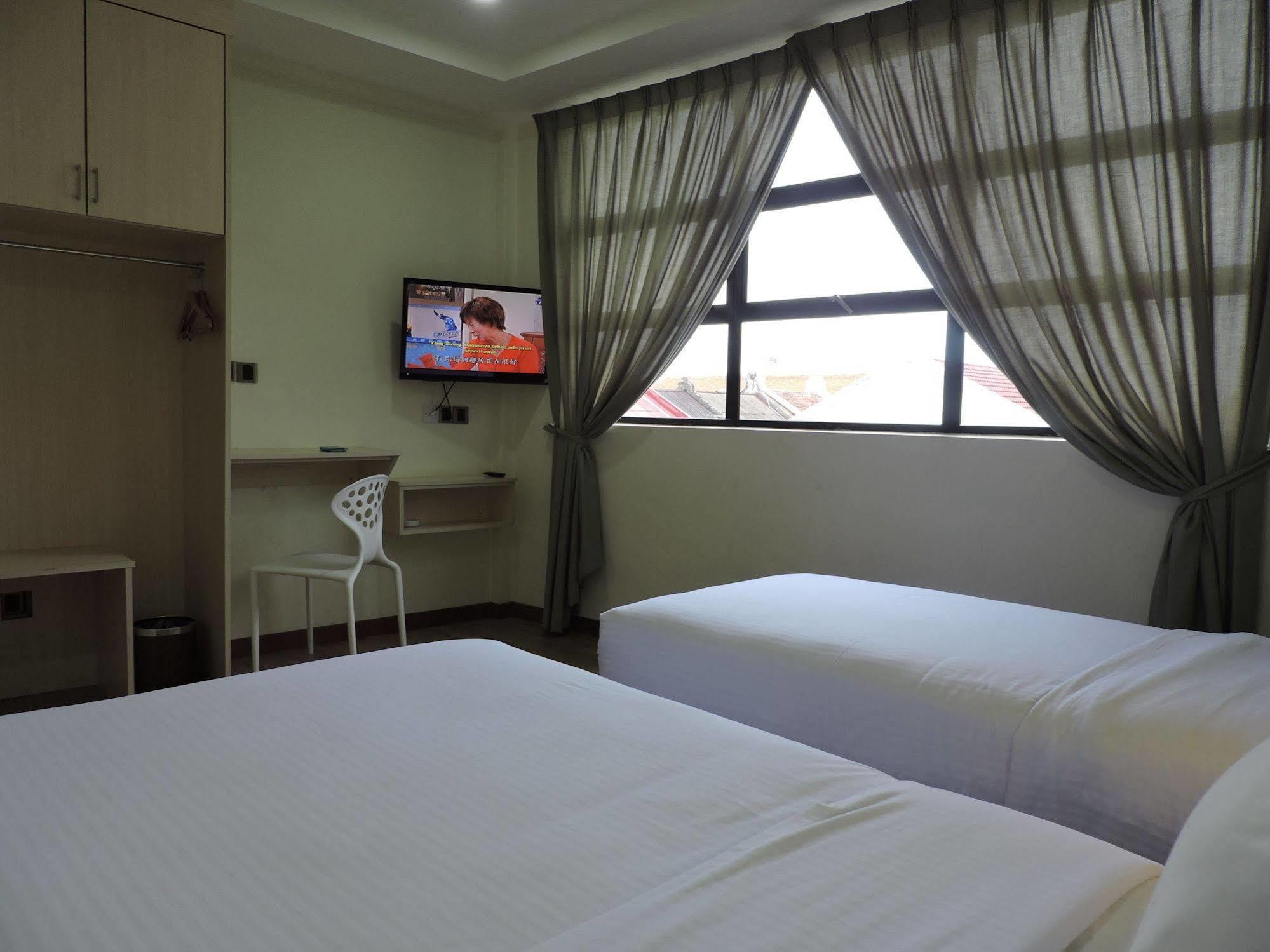 Merlin Hotel Penang George Town Ngoại thất bức ảnh