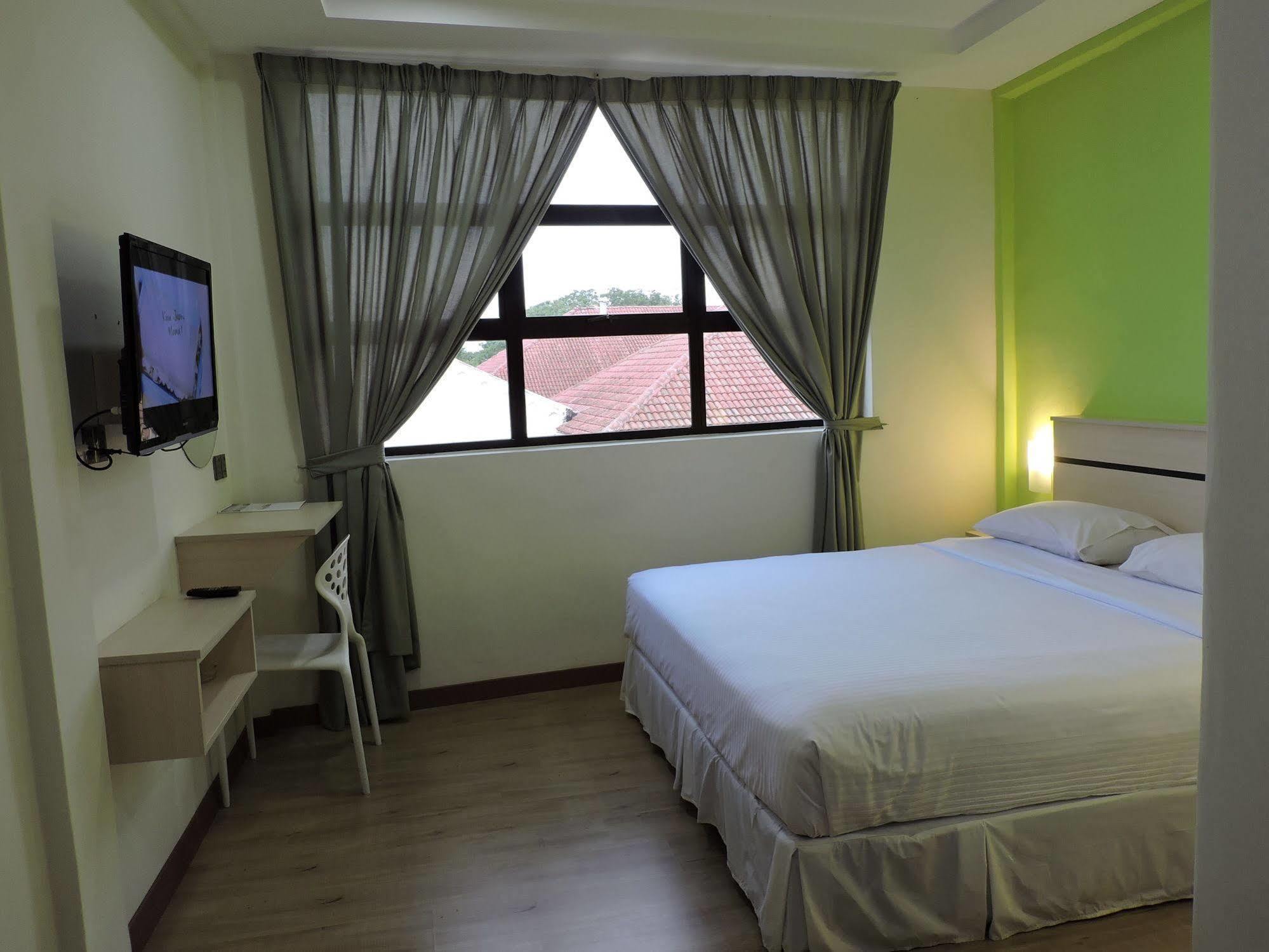 Merlin Hotel Penang George Town Ngoại thất bức ảnh